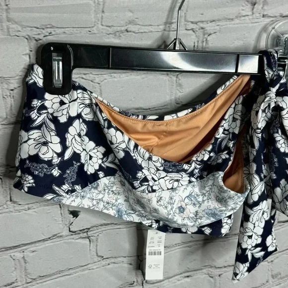 NWT J. Crew One-shoulder bikini top in mixed magnolia floral & cheeky bottoms - Picture 4 of 13
